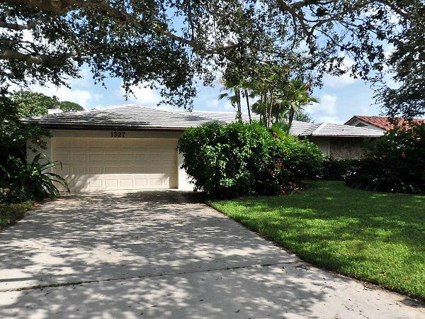 St Lucie County Judge Daryl Isenhower House at 1327 Sw Cedar Cove Amy Christine Isenhower House