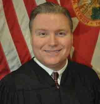 Corrupt Sleazy Judge Daryl Isenhower